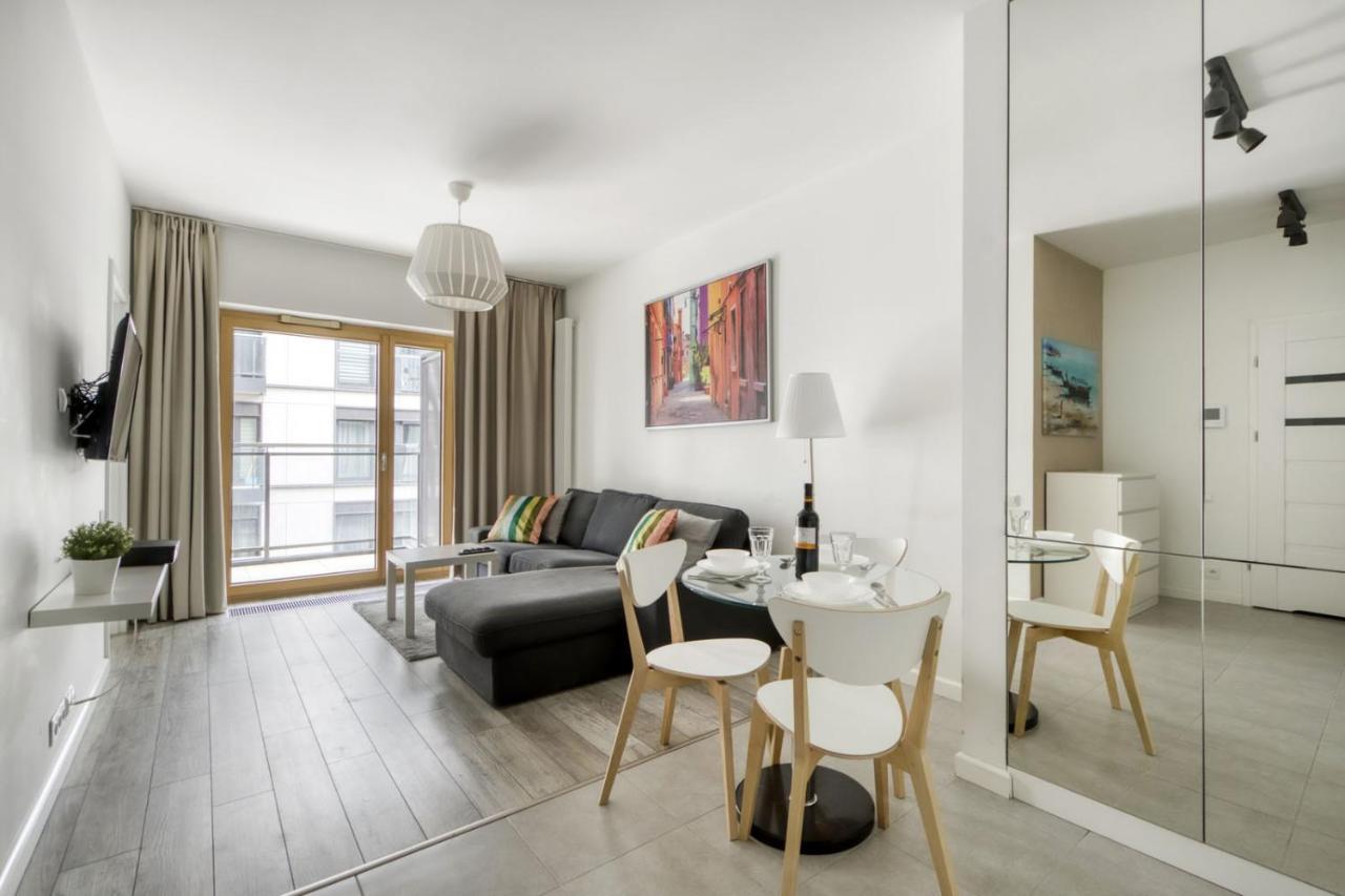 Warsaw Night Apartments Menica Residence מראה חיצוני תמונה