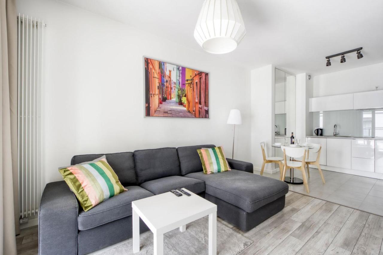 Warsaw Night Apartments Menica Residence מראה חיצוני תמונה