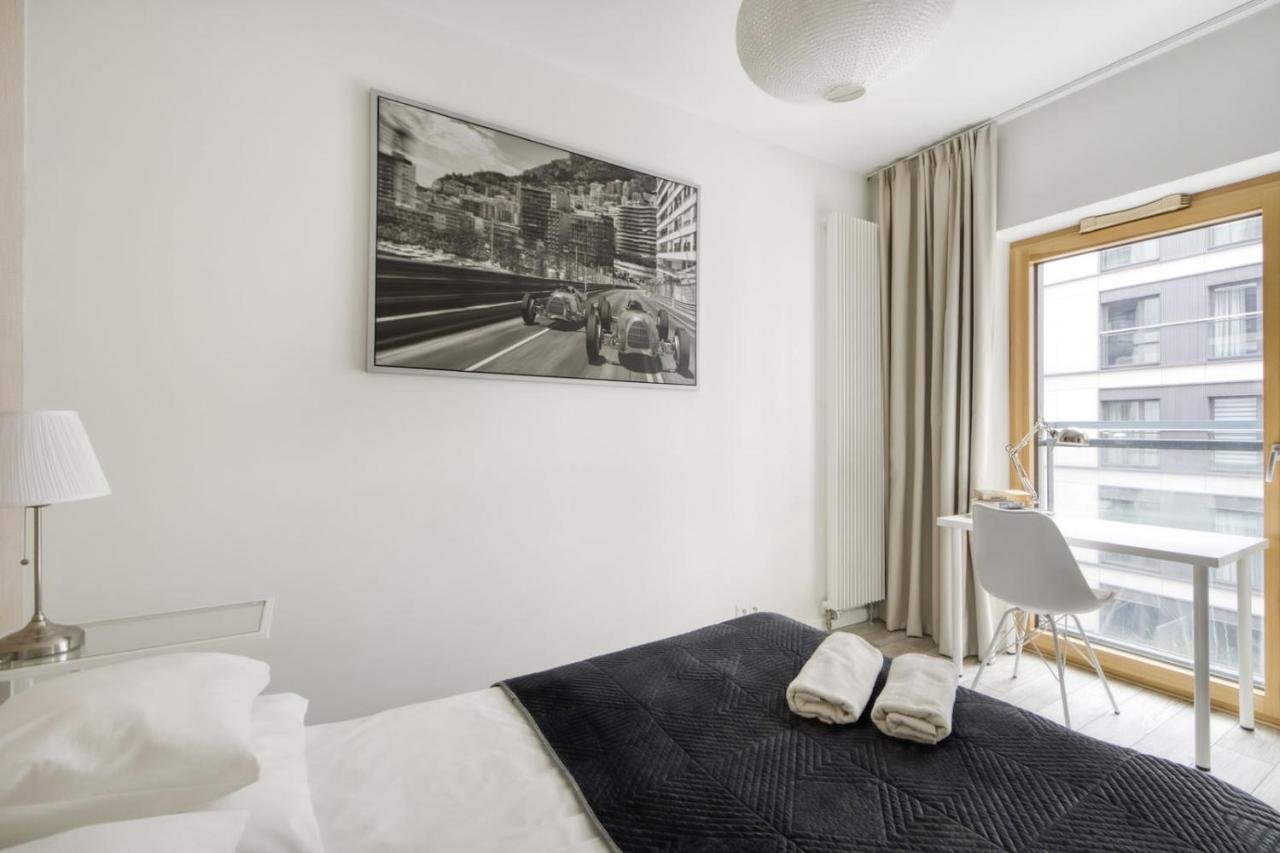 Warsaw Night Apartments Menica Residence מראה חיצוני תמונה